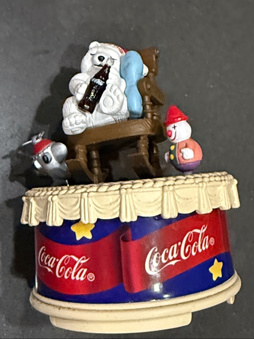 Coca Cola Music Box. Sleepy Time Polar Bear in Rocker. Plays Rock-a-bye Baby.